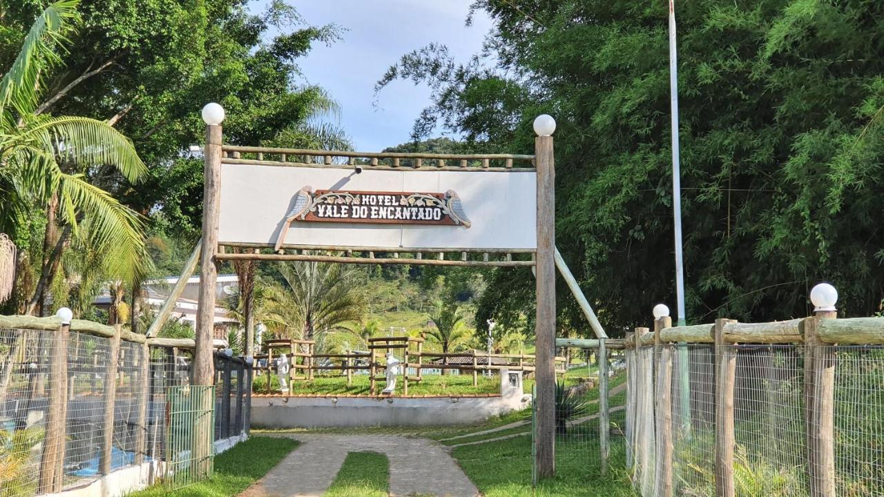 Vale Do Encantado Park Hotel Fazenda Guararema Eksteriør billede